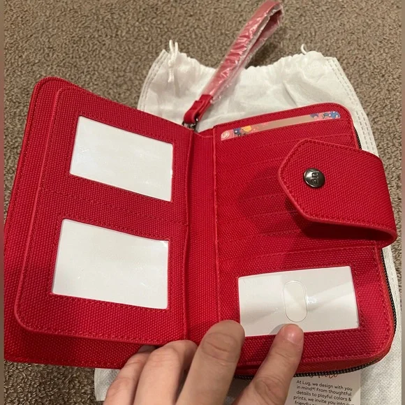 LUG Foxtrot Matte Luxe VL RFID Wallet
Ruby Red NWT - Picture 6 of 9